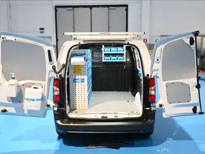 Usata Fiat Doblò 131 CV (96 kW) 2023 Bianco Monovolume