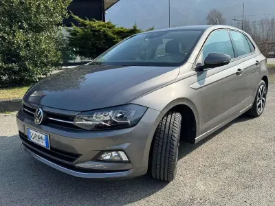 Usata VW Polo Highline 95 CV (69 kW) 2021 Grigio Utilitaria