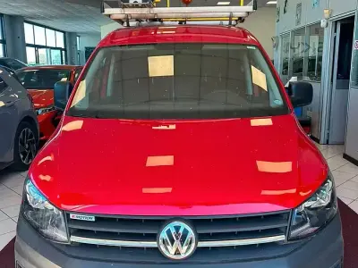 Usata VW Caddy 110 CV (80 kW) 2016 Rosso Monovolume