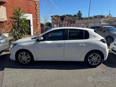 Usata Peugeot 208 Active 2020 Bianco Utilitaria