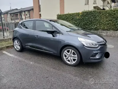Usata Renault Clio 90 CV (66 kW) 2019 Bluazzurro Utilitaria