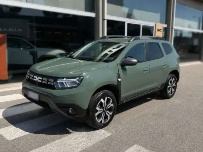 Usata Dacia Duster 101 CV (74 kW) 2023 Verde SUV