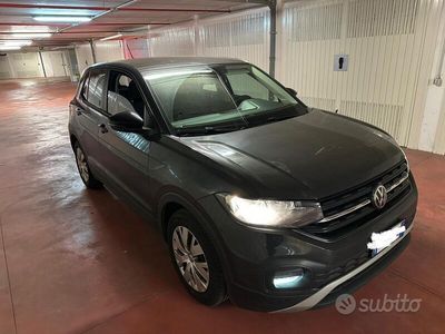 Usata VW T-Cross 95 CV (69 kW) 2019 Grigio SUV