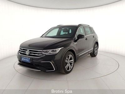 Usata VW Tiguan R-line 150 CV (110 kW) 2023 Nero SUV