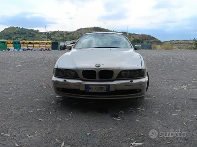 Usata BMW 525 M Sport 163 CV (119 kW) 2001 Grigio Berlina