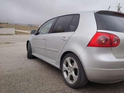 Grigio Usata 2007 VW Golf Comfortline Berlina | 1200 € (Super prezzo)
