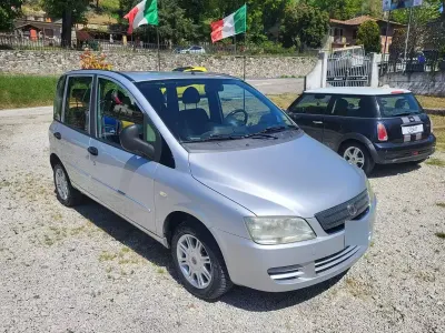 Usata Fiat Multipla 103 CV (75 kW) 2008 Grigio Monovolume