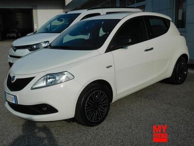 usata Lancia Ypsilon 1.2 69cv 5 porte S&S Gold