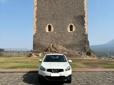 Usata Nissan Qashqai Acenta 110 CV (80 kW) 2013 Bianco SUV