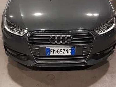 Usata Audi A1 Ambiente 90 CV (66 kW) 2015 Grigio Utilitaria
