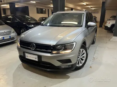 Usata VW Tiguan Sport 116 CV (85 kW) 2018 Grigio SUV