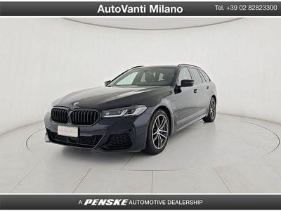 Usata BMW 530e M Sport 292 CV (214 kW) 2022 Blu Station wagon