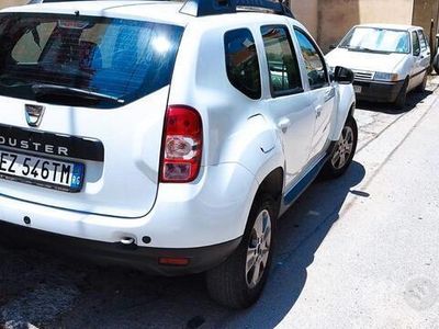 Usata Dacia Duster 105 CV (77 kW) 2015 Bianco SUV