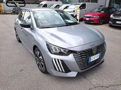 Begagnad Peugeot 208 Allure 102 HK (75 kW) 2025 Grå Halvkombi