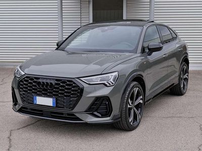 Usata Audi Q3 Sportback Ambiente 150 CV (110 kW) 2024 Grigio SUV