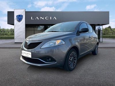 usata Lancia Ypsilon 1.2 69CV SILVER