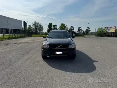 Begagnad Volvo XC90 272 HK (200 kW) 2003 Svart SUV