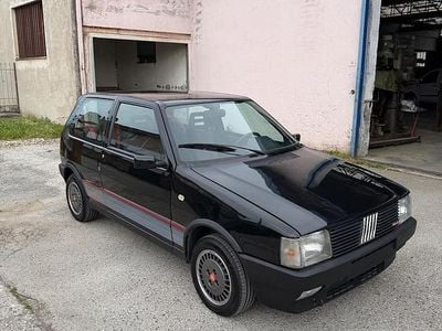 Occasion Fiat Uno 105 ch (77 kW) 1989 Noir Citadine