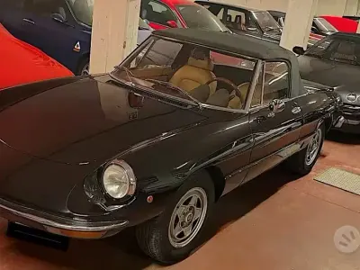 Usata Alfa Romeo Spider Veloce 131 CV (96 kW) 1982 Nero Cabrio