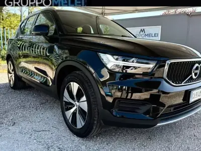 Usata Volvo XC40 163 CV (119 kW) 2021 Nero SUV