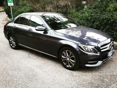 Gebraucht Mercedes C250 204 PS (150 kW) 2014 Limousine