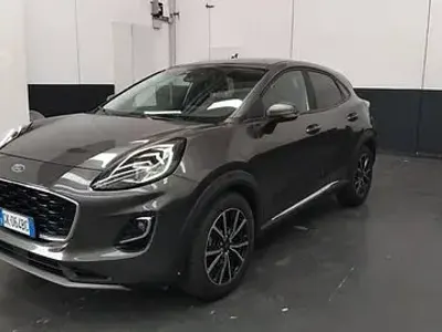 Usata Ford Puma Titanium 125 CV (91 kW) 2022 Grigio scuro SUV
