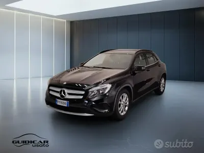 Usata Mercedes GLA180 109 CV (80 kW) 2017 Nero SUV
