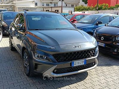 Begagnad Hyundai Kona 105 HK (77 kW) 2021 Grå SUV