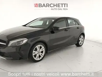 Usata Mercedes A200 Business 136 CV (100 kW) 2018 Nero Utilitaria