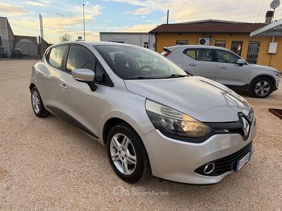 Usata Renault Clio IV 73 CV (53 kW) 2015 Argento Berlina