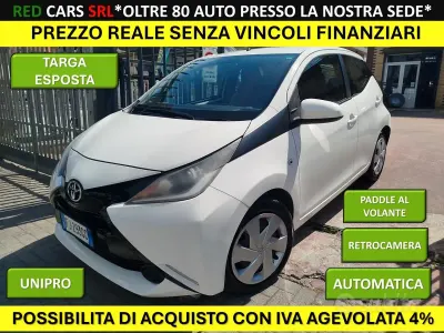 Usata Toyota Aygo 69 CV (50 kW) 2017 Bianco Utilitaria