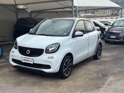 Usata Smart ForFour Passion 71 CV (52 kW) 2015 Argento Utilitaria