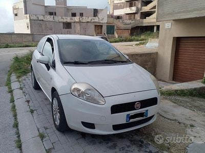 Usata Fiat Grande Punto 75 CV (55 kW) 2010 Utilitaria