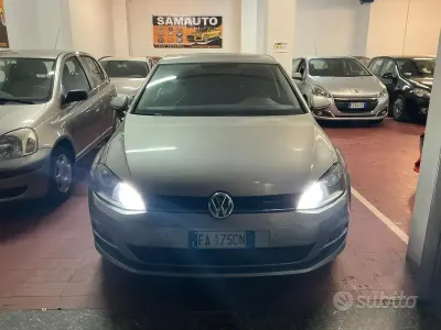 Usata VW Golf VII Highline 110 CV (80 kW) 2016 Grigio Berlina