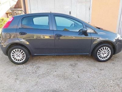 Usata Fiat Punto 2016 Grigio Utilitaria