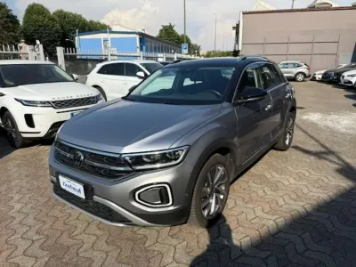 Usata VW T-Roc Style 116 CV (85 kW) 2022 Argento SUV