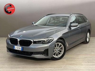 Usata BMW 520 190 CV (139 kW) 2022 Grigio Station wagon