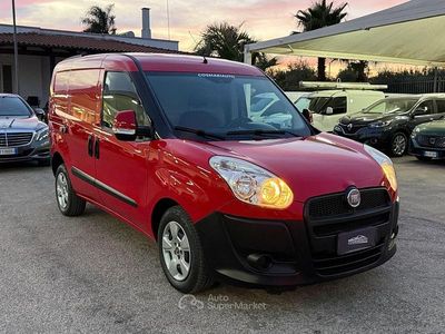 Usata Fiat Doblò 105 CV (77 kW) 2012 Monovolume