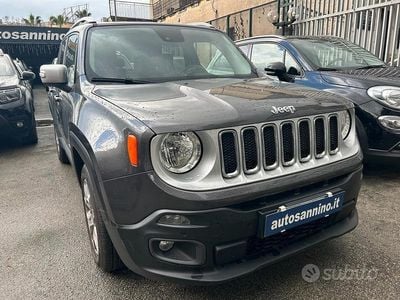 Usata Jeep Renegade Limited 140 CV (102 kW) 2017 Grigio SUV