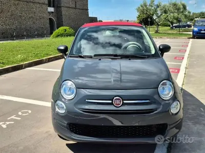 Usata Fiat 500C 69 CV (50 kW) 2022 Grigio Cabrio