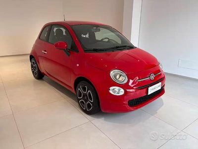 Usata Fiat 500 Club 70 CV (51 kW) 2022 Rosso Berlina
