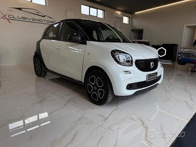Usata Smart ForFour 71 CV (52 kW) 2019 Bianco Utilitaria