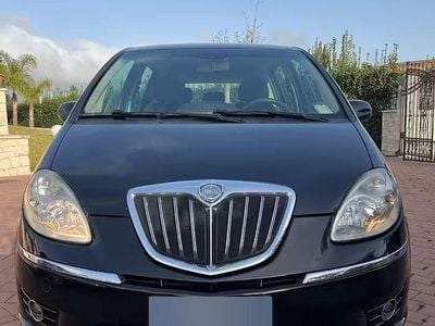 Usata Lancia Musa S 90 CV (66 kW) 2011 Nero Monovolume