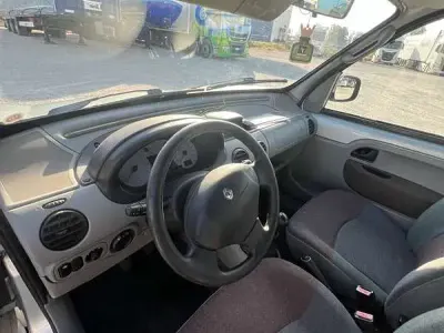 Usata Renault Kangoo Privilege 95 CV (69 kW) 2002 Monovolume