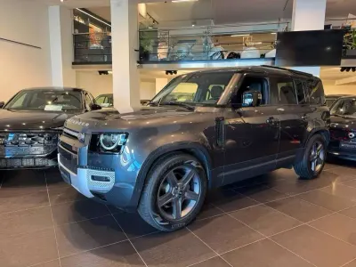 Usata Land Rover Defender SE 250 CV (183 kW) 2022 Grigio SUV
