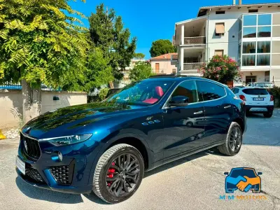 Usata Maserati Levante GT 330 CV (242 kW) 2022 Blu SUV
