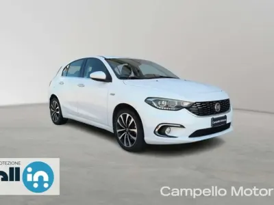 Usata Fiat Tipo Lounge 95 CV (69 kW) 2017 Bianco Berlina