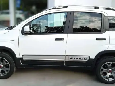 Usata Fiat Panda Cross Cross 86 CV (63 kW) 2021 Bianco gelato Utilitaria