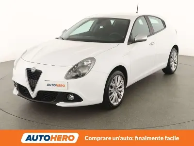Usata Alfa Romeo Giulietta Super 120 CV (88 kW) 2018 Bianco Utilitaria