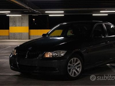 Usata BMW 320 Efficient Dynamics 2005 Berlina
